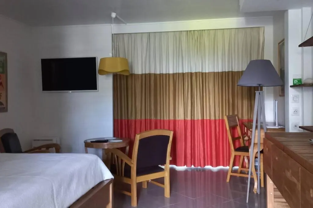 Appartement A 50M De La Plage En Centre-Ville Le Gosier  Le Gosier (Grande-Terre)